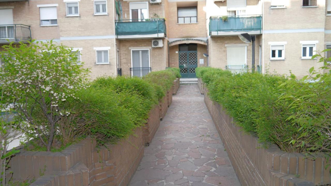 La Casa Di Dario Apartamento Pero Exterior foto